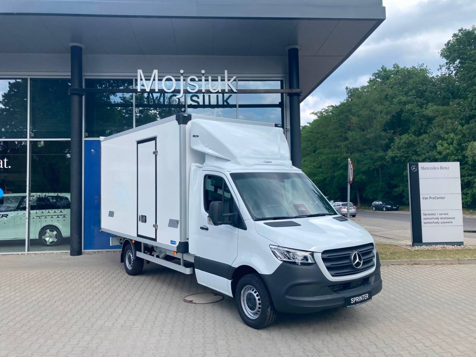 Mercedes-Benz Sprinter