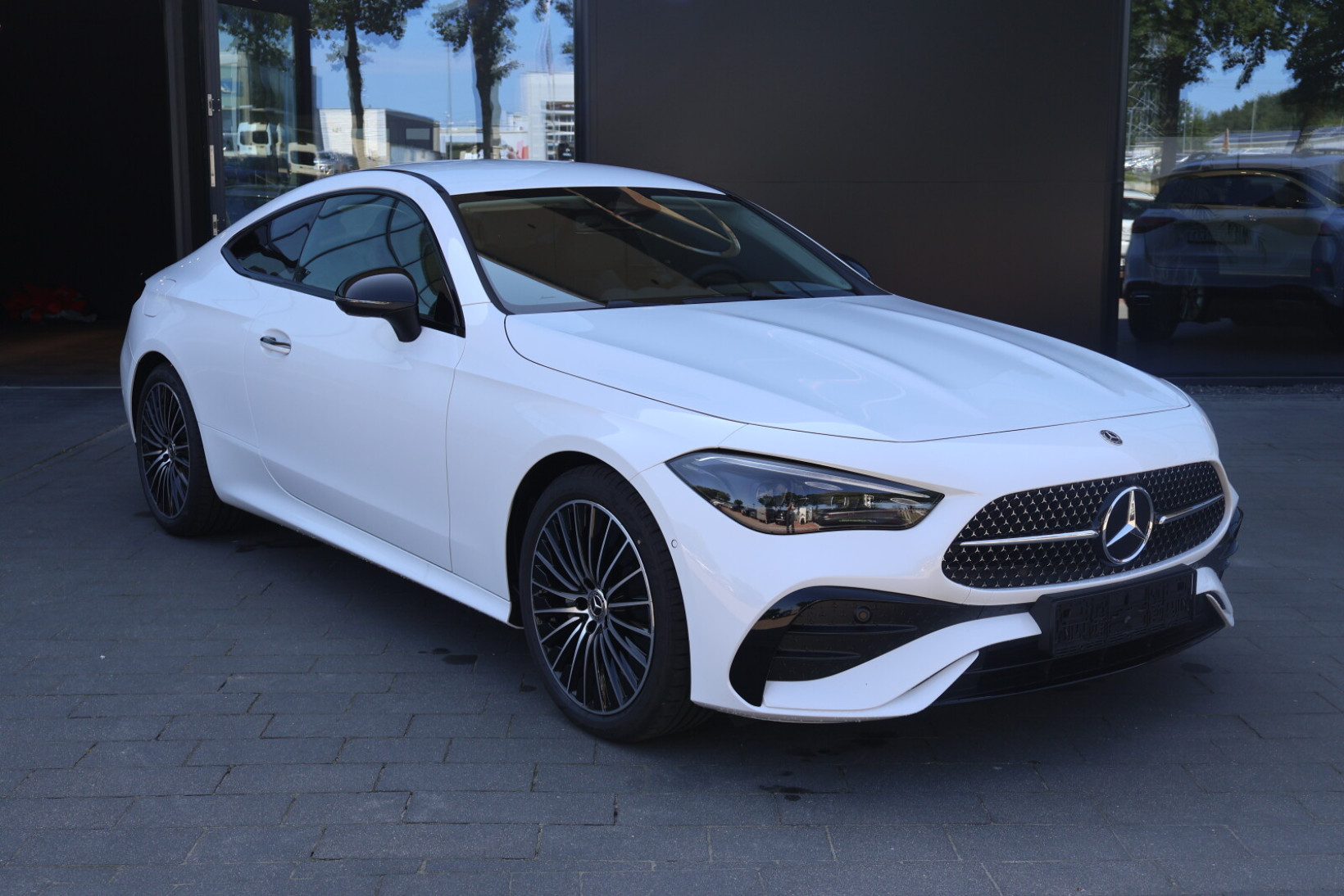 Mercedes-Benz CLE 200