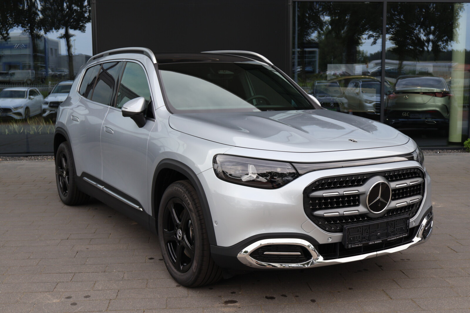 Mercedes-Benz GLB 200