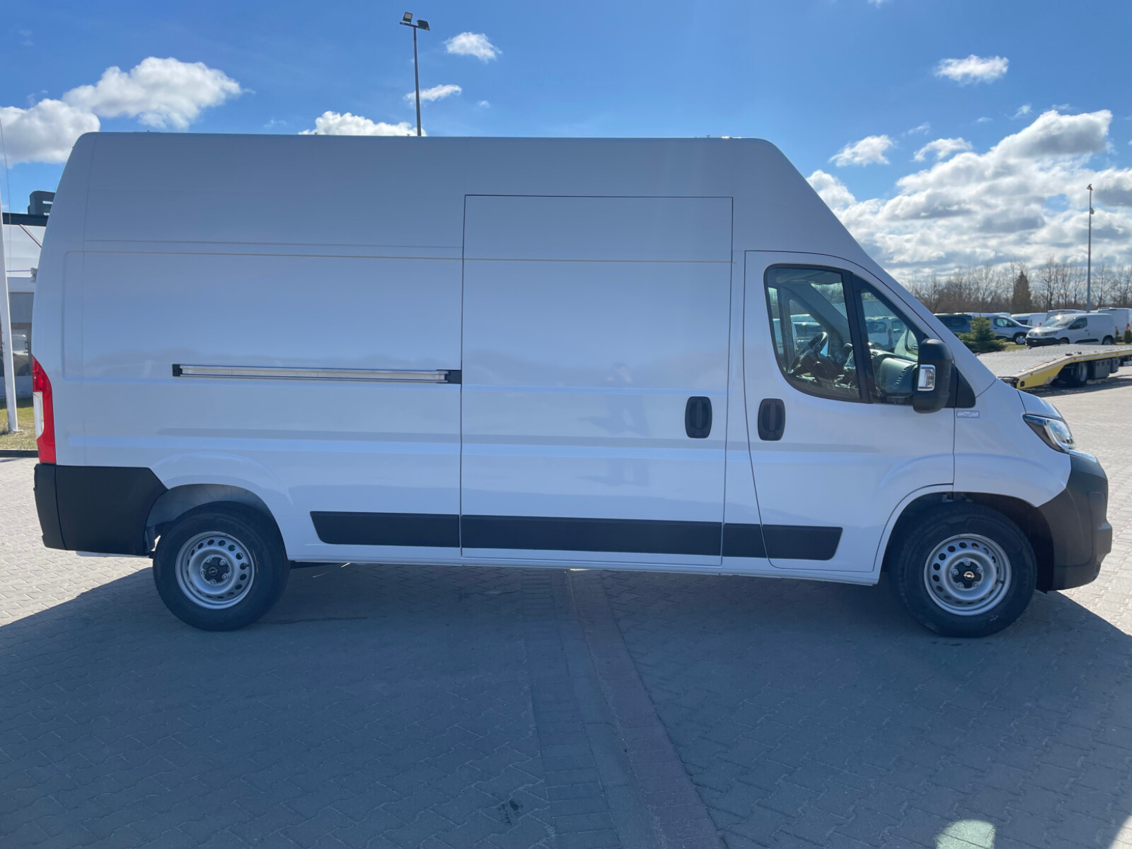 Opel Movano