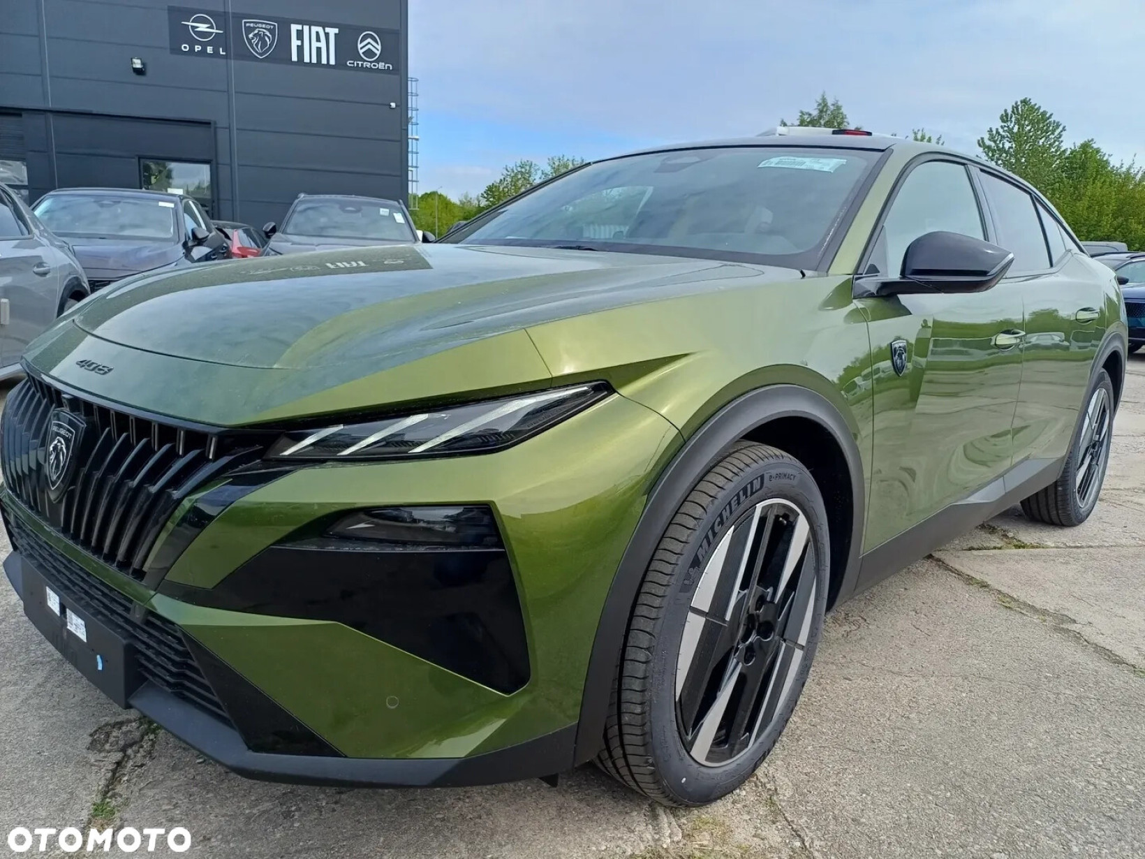 Peugeot 408